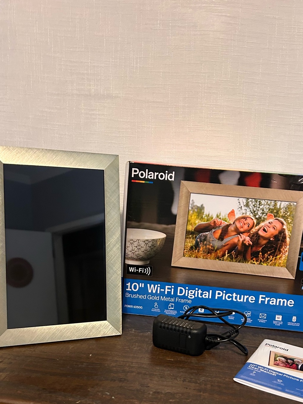 10” Polaroid Gold Trim Digital Picture Frame